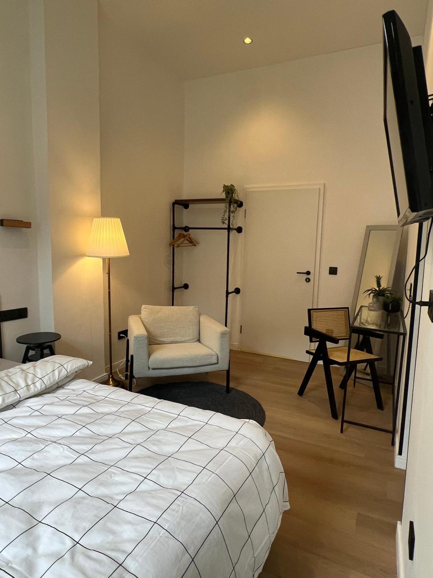 Modern Stay I Cosy & Central Apartments コブレンツ エクステリア 写真
