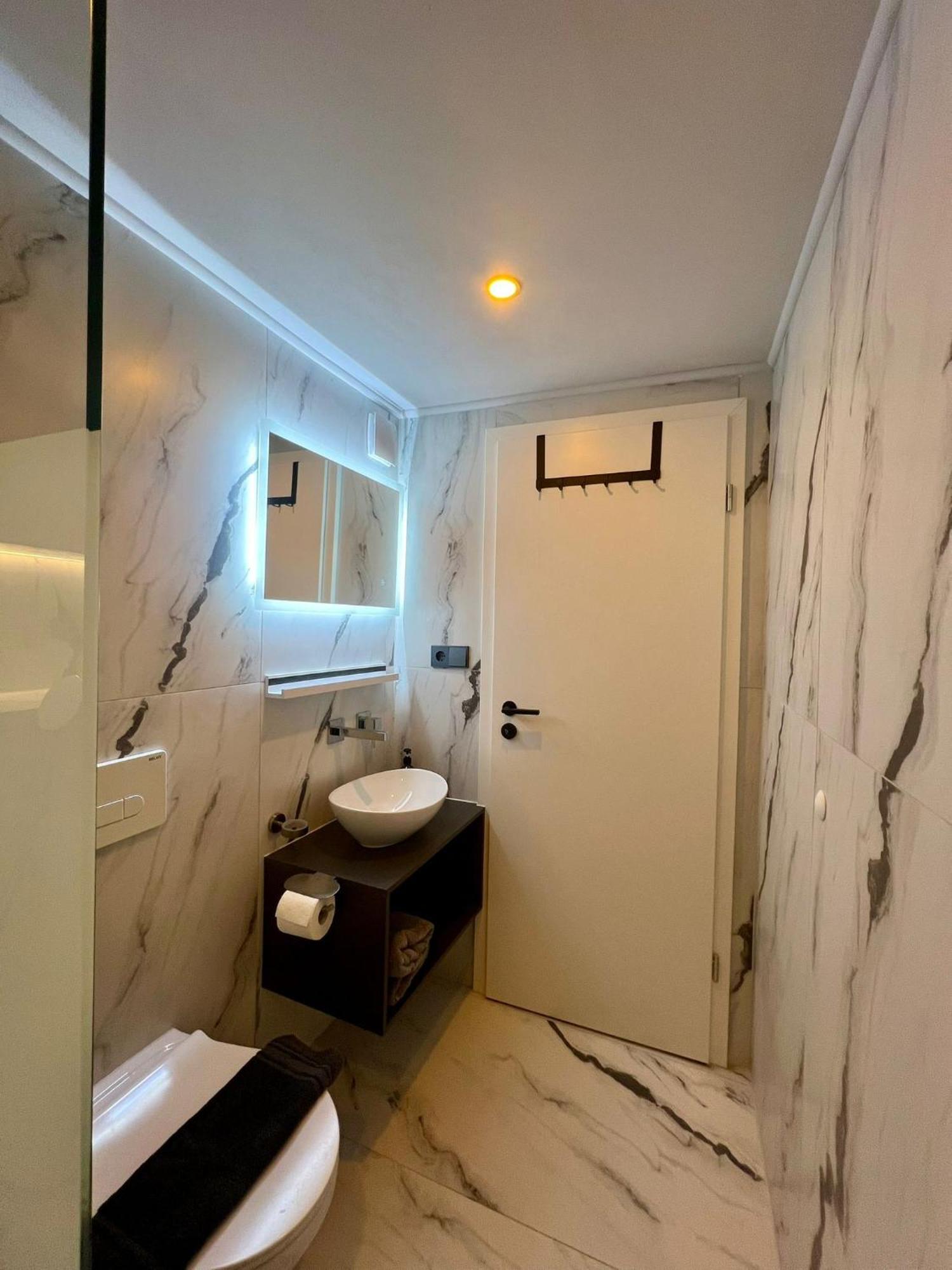 Modern Stay I Cosy & Central Apartments コブレンツ エクステリア 写真